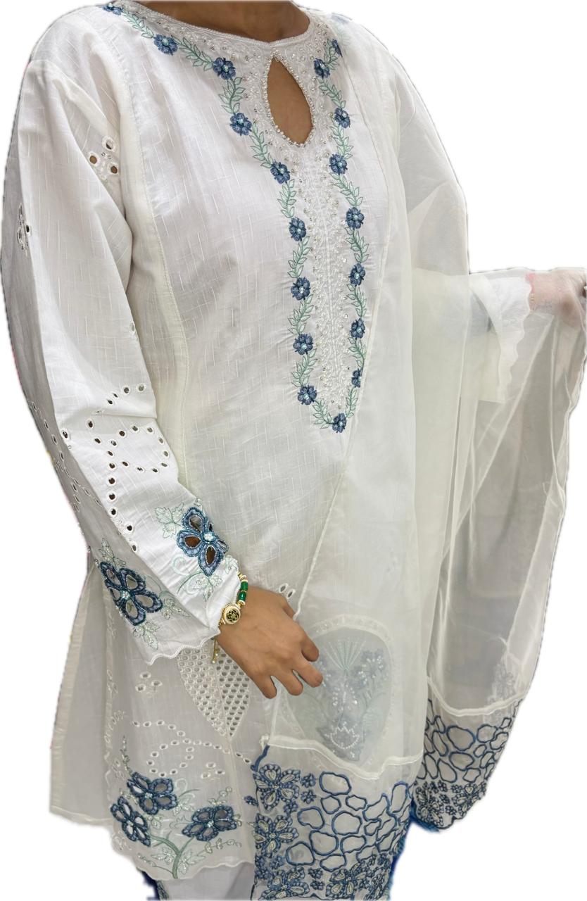 white flower kurta set