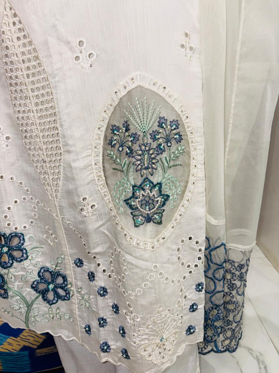 white flower kurta set